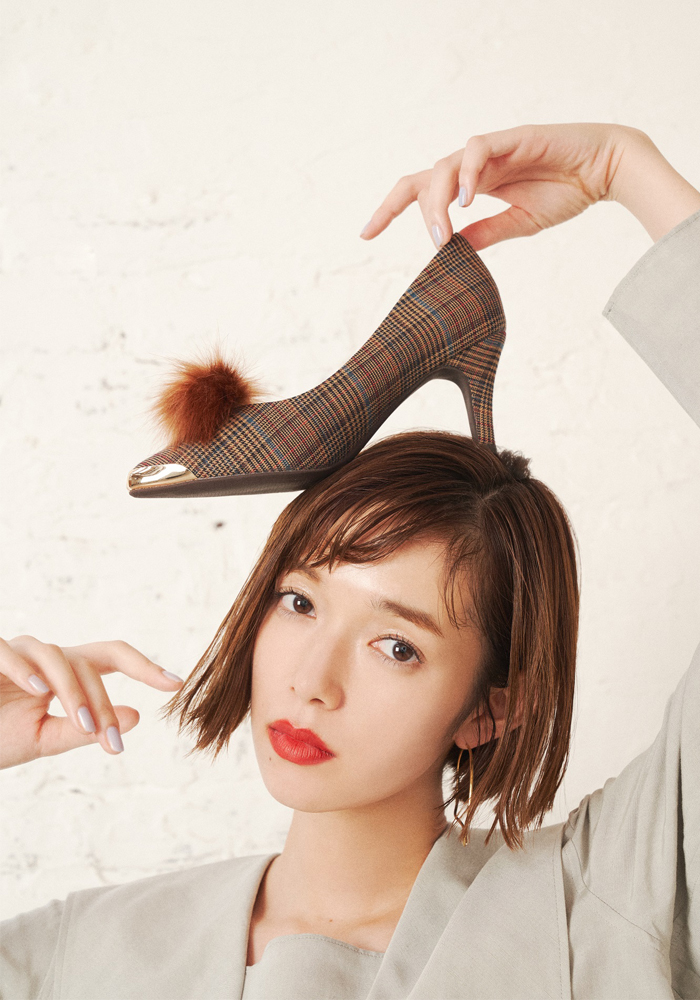 イメージモデルに佐藤栞里さんを起用 Oriental Traffic 19awビジュアル公開 株式会社ダブルエーのプレスリリース