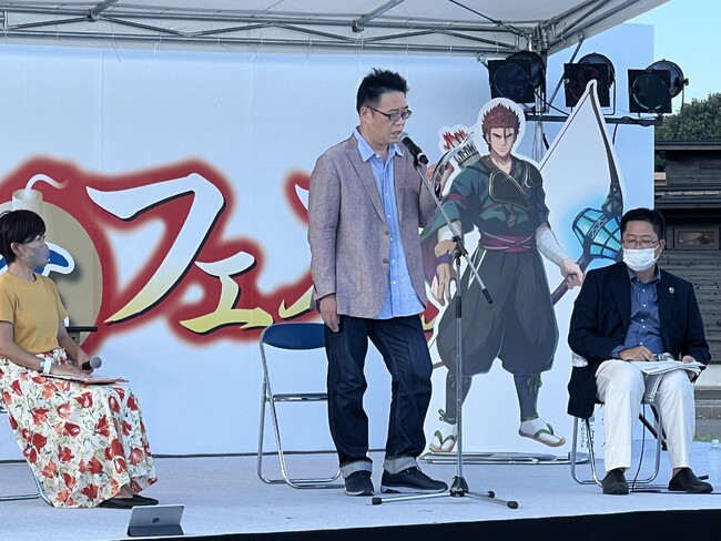 燈の守り人のキャラクター「尻屋埼灯台」を生で演じる乃村健次さん 燈の守り人のキャラクター「尻屋埼灯台」を生で演じる乃村健次さん