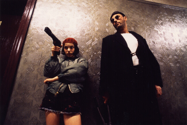 (C)1994 GAUMONT/LES FILMS DU DAUPHIN (C)1994 GAUMONT/LES FILMS DU DAUPHIN