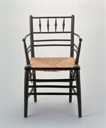 《サセックス・シリーズの肘掛け椅子》 おそらくフィリップ・ウェッブ 1860年頃　Photo (C)Brain Trust Inc.