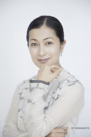 鶴田真由氏