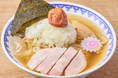 大粒の紀州産南高梅を丸ごと一粒。次念序から、晩夏にさっぱり味わう「梅おろし冷やかけ」が登場