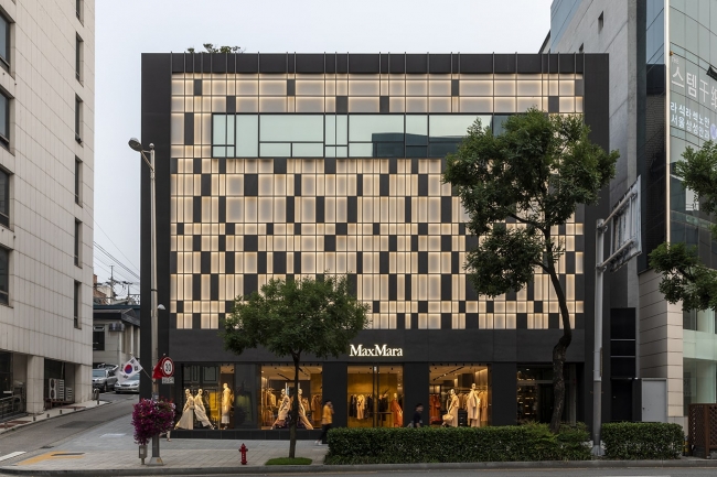マックスマーラ 韓国初の旗艦店をオープン | 株式会社マックスマーラ