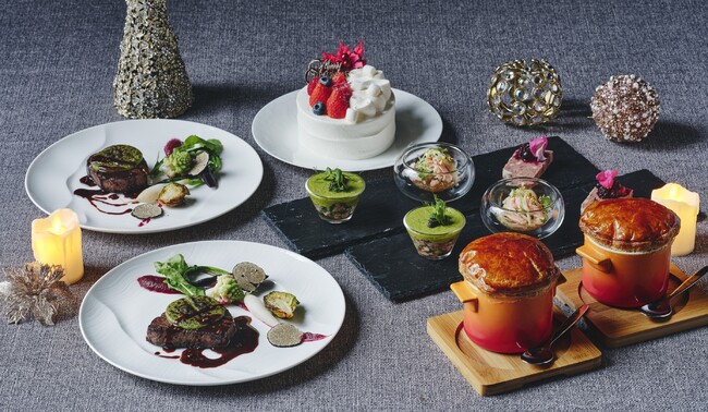 ルームサービスでお届けするクリスマスディナー ルームサービスでお届けするクリスマスディナー