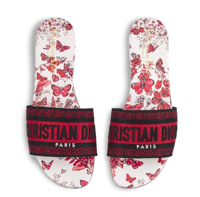 DWAY スライド Le Cœur des Papillons エンブロイダリー コットン ¥110,000 DWAY スライド Le Cœur des Papillons エンブロイダリー コットン ¥110,000