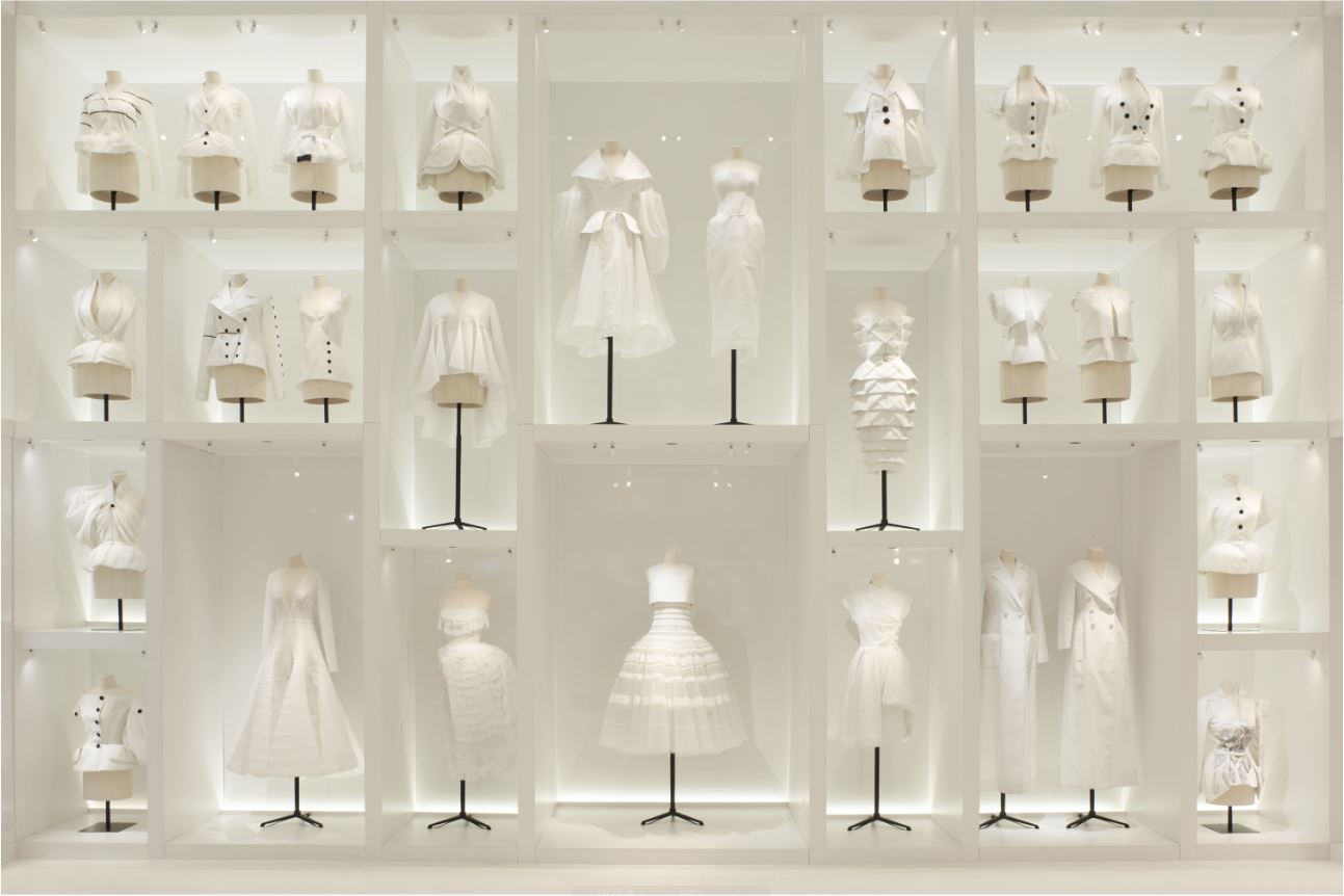 Christian Dior クリスチャンディオール、夢のクチュリエ展 図録-