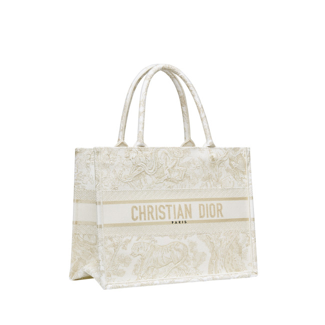 DIOR BOOK TOTE W36.5×H28×D17.5 cm　396,000円