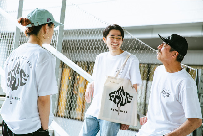 DEUS EX MACHINA x FACE RECORDS TEE ¥4400- 4サイズ- 4月23日 発売 DEUS EX MACHINA x FACE RECORDS TEE ¥4400- 4サイズ- 4月23日 発売
