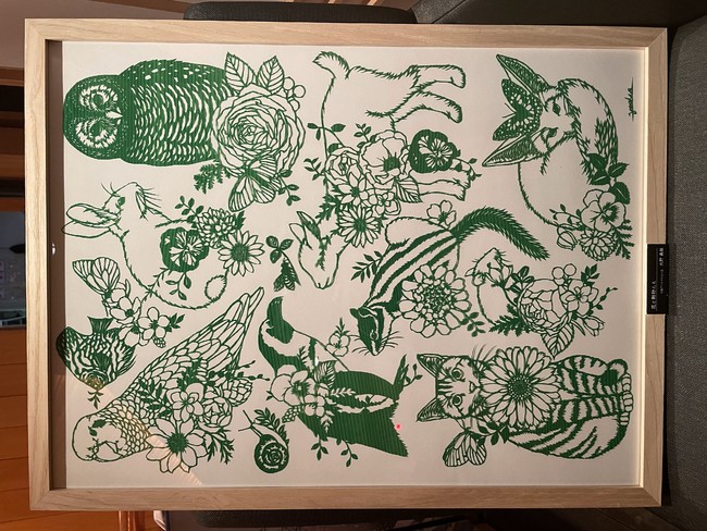 展示作品「花と動物たち」