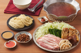 長引く暑さでも鍋を食べる人は約30%に！飯田商店とKit Oisixの初コラボ商品「飯田商店　〆は担々麺しゃぶしゃぶ醤油鍋」販売開始（9/17～）
