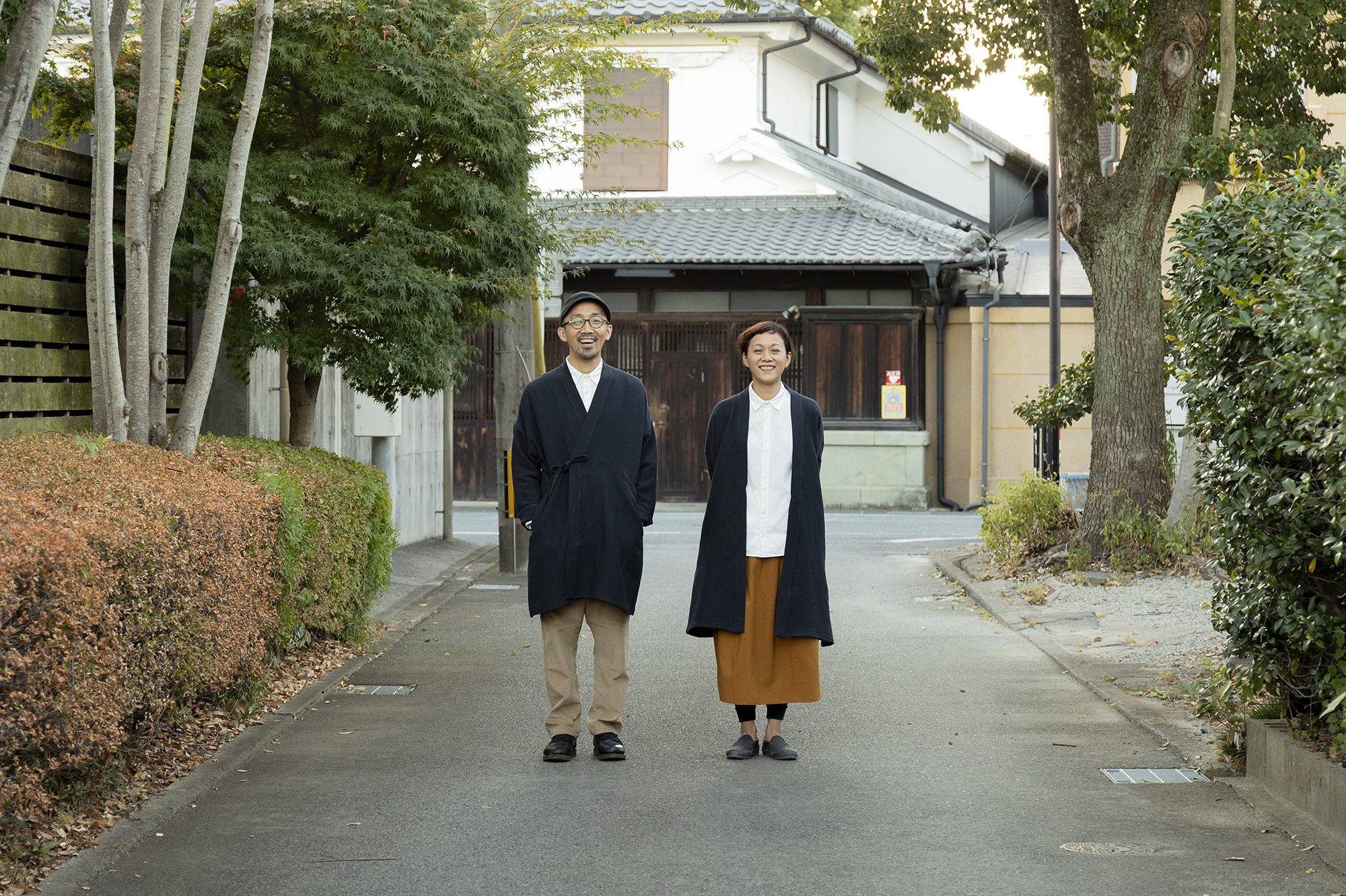 羽織の型を現代風に再編集した「HAORI」に綿ウールの暖かな綾織素材が