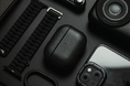 KeyBudz、上質なイタリアンレザー使用のAirPods 4 専用ケース「Artisan」発売