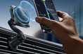 ESR、Qi2 25W認証で悪路でも安定した超急速ワイヤレス充電が可能な車載ホルダー『OmniLock』発売