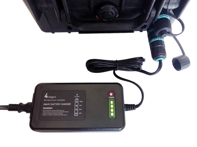 60W出力AC充電器 60W出力AC充電器