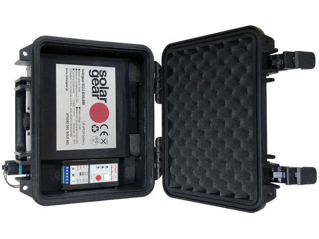電池格納部「SG12-B30LIM-AC220V」 電池格納部「SG12-B30LIM-AC220V」