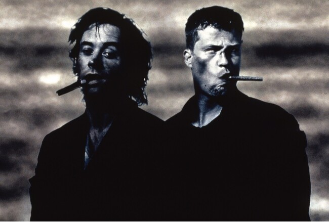 (C) CINEPOOLDREFA&TELLUX MUNCHEN