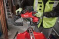 Φ100mmの黒鉄パイプを42秒で切断可能。軽量設計で作業時の疲労を軽減「M18 FUEL ポータブルバンドソー」