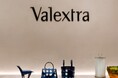 【Valextra × 京藍染師 松﨑陸 コラボレーション】藍染の伝統を取り入れたアートピース・バッグを京都・祇園のCasa Valextraにて限定発売