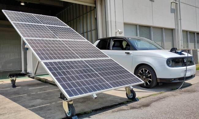 工事不要で、電気自動車(EV)に太陽光発電の電力を充電