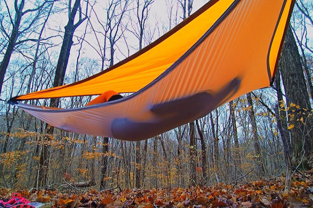 日本初上陸 こんなハンモック見たことある 自由な体勢でくつろげる Troika Hammock Shine Productのプレスリリース