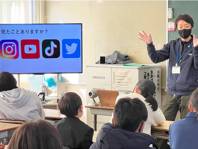 クルマの先生SNSの安全運転