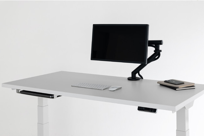 モジュール式拡張デスク『PREDUCTS DESK』を未来の日用品店『New Stand