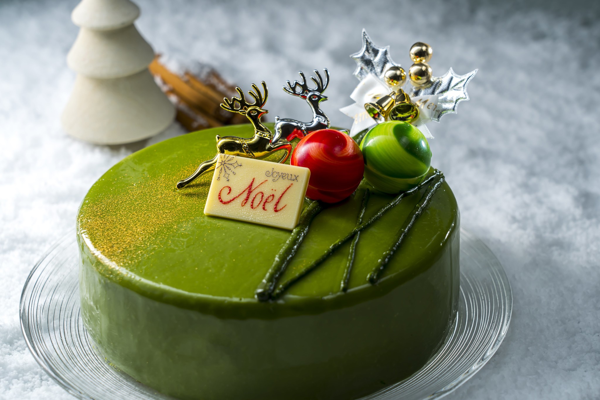 数量限定 宇治抹茶を贅沢に使用したクリスマスケーキ 京はやしやの抹茶 ノエル が21年11月15日よりオンラインショップにて予約受付開始 株式会社京はやしやのプレスリリース