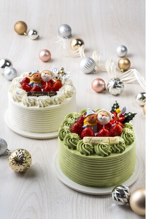 左)生クリーム 5号サイズ、右)抹茶 5号サイズ 左)生クリーム 5号サイズ、右)抹茶 5号サイズ