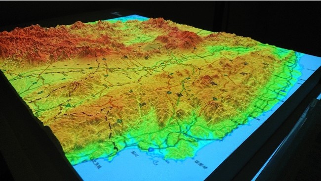 図１　「3Dふくしま」の映写地図の一例