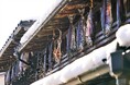 鮭のまち村上に、新たな増殖・加工・販売施設が完成! 鮭が各家の軒下に吊るされる「越後村上鮭塩引き街道」も開催