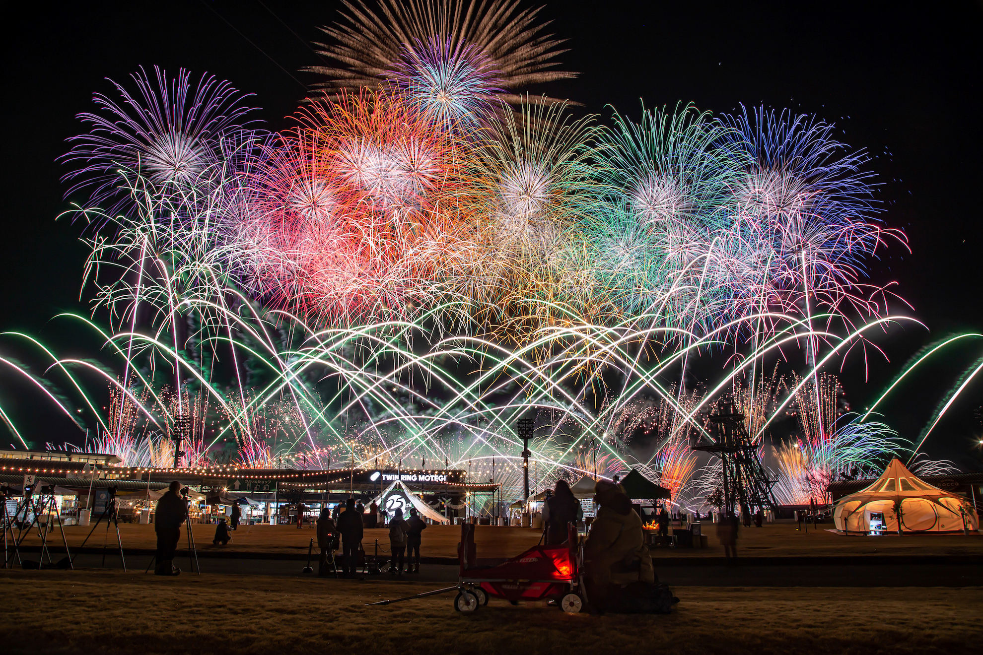 2022年8月14日（日）開場25周年記念花火イベント開催 「サントリー ザ