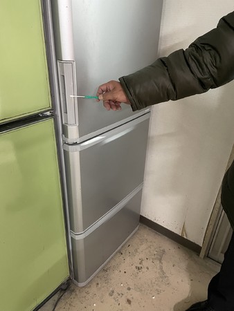 冷蔵庫取っ手部分の有機物汚れを計測