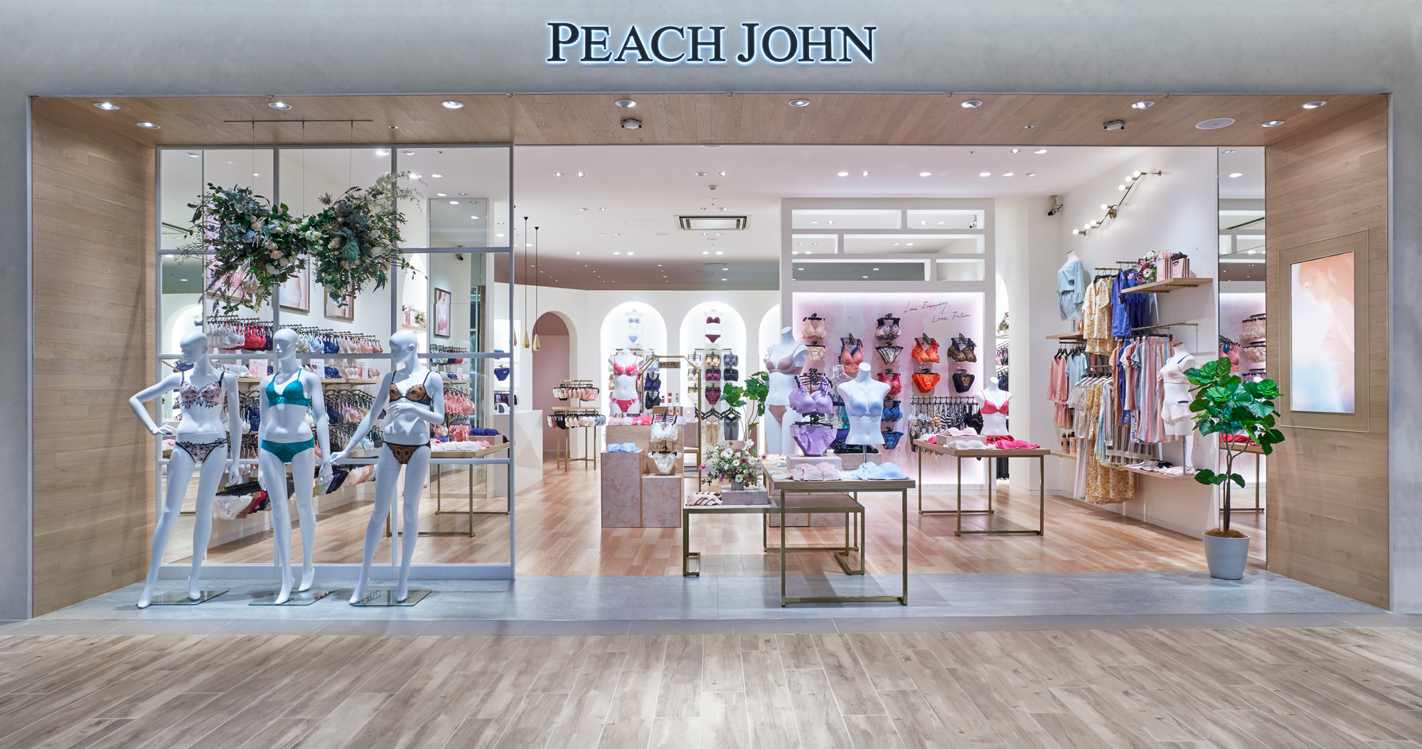 Peach Johnが沖縄に初上陸 Parco City に直営店を6月27日 木 Open 株式会社ピーチ ジョンのプレスリリース