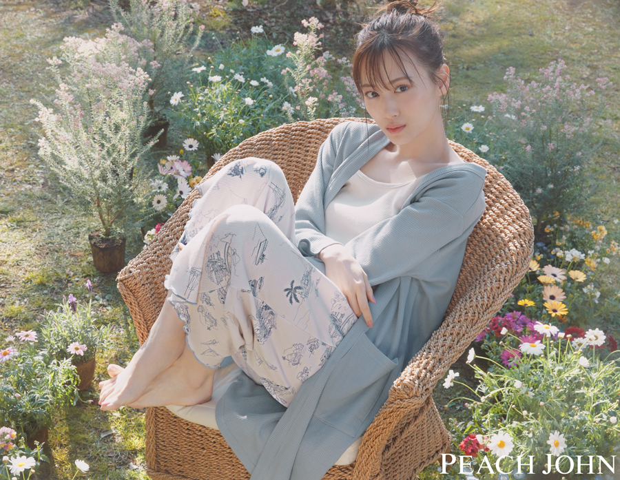 NEWビジュアル解禁！】乃木坂46 山下美月が着こなす PEACH JOHN夏の