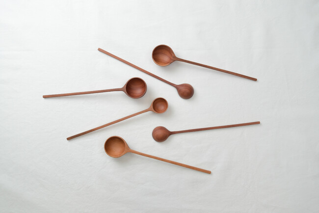 ブランド設立当初より愛され続けるアイテム「eda」 ブランド設立当初より愛され続けるアイテム「eda」