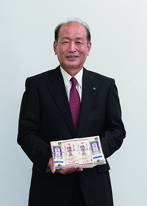 井上 猛氏 