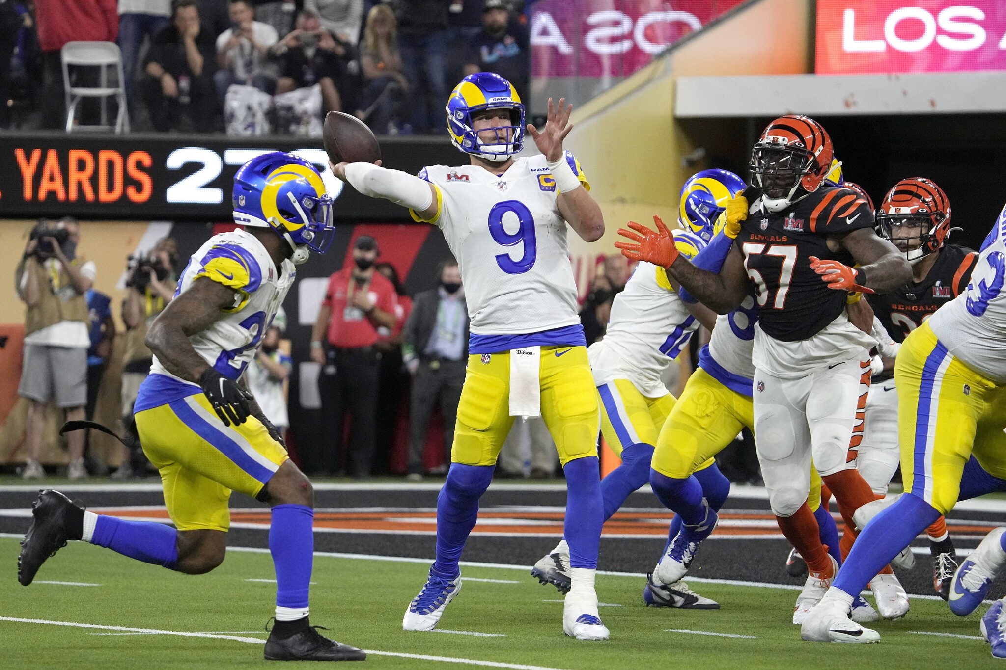 アメフト見るなら日テレジータスと日テレジータスnflgo Nflは９ ９開幕 Ncaaカレッジフットボールも９ ４開幕戦 生中継 全て国内独占放送 ライブ配信日テレジータスnflgoも９ ４から開始 Cs 日テレのプレスリリース