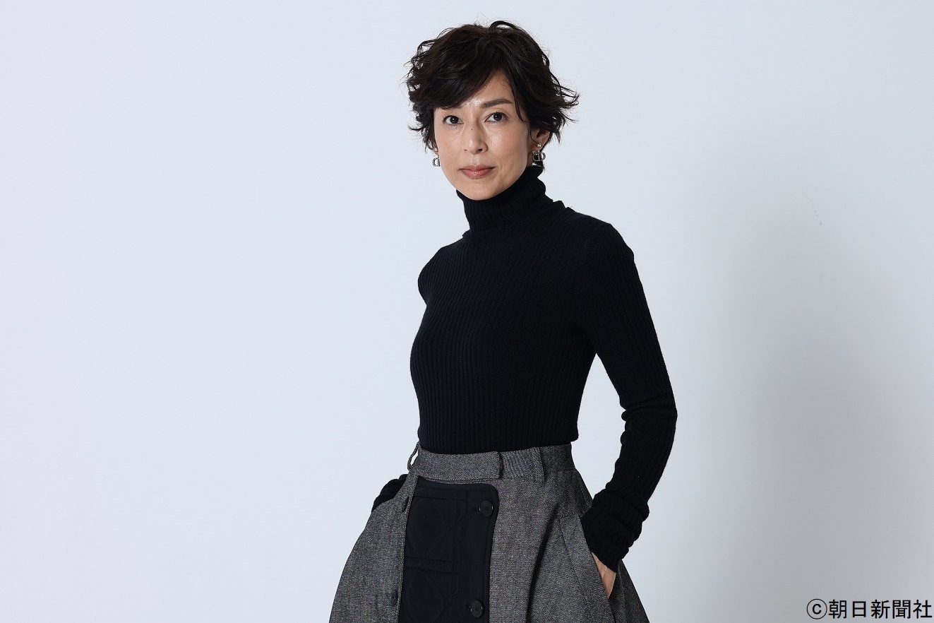 パリ ファッションウィーク アンバサダーに鈴木保奈美さんが就任 株式会社朝日新聞社のプレスリリース