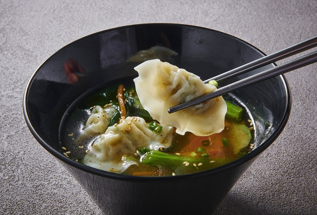 マンドゥクッ(水餃子) マンドゥクッ(水餃子)