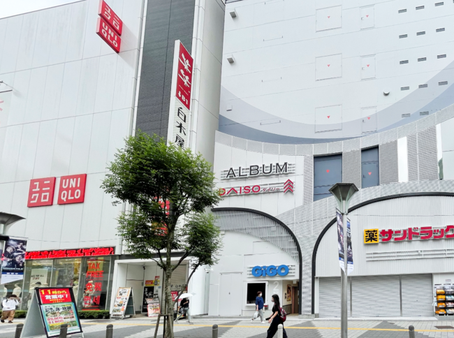 ラグーン池袋ビル外観。 ラグーン池袋ビル外観。