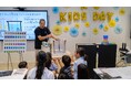 光り輝く世界に1本だけの定規!兼松、チタン発色ワークショップを「KG KIDS DAY 2024」で開催