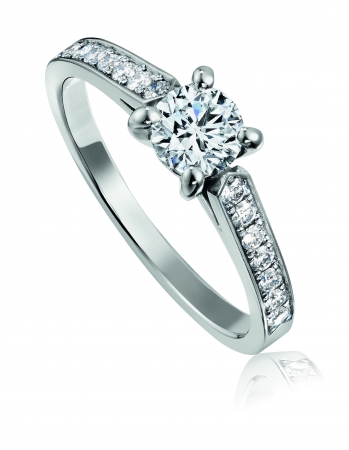 「ピアジェ エレガンス」