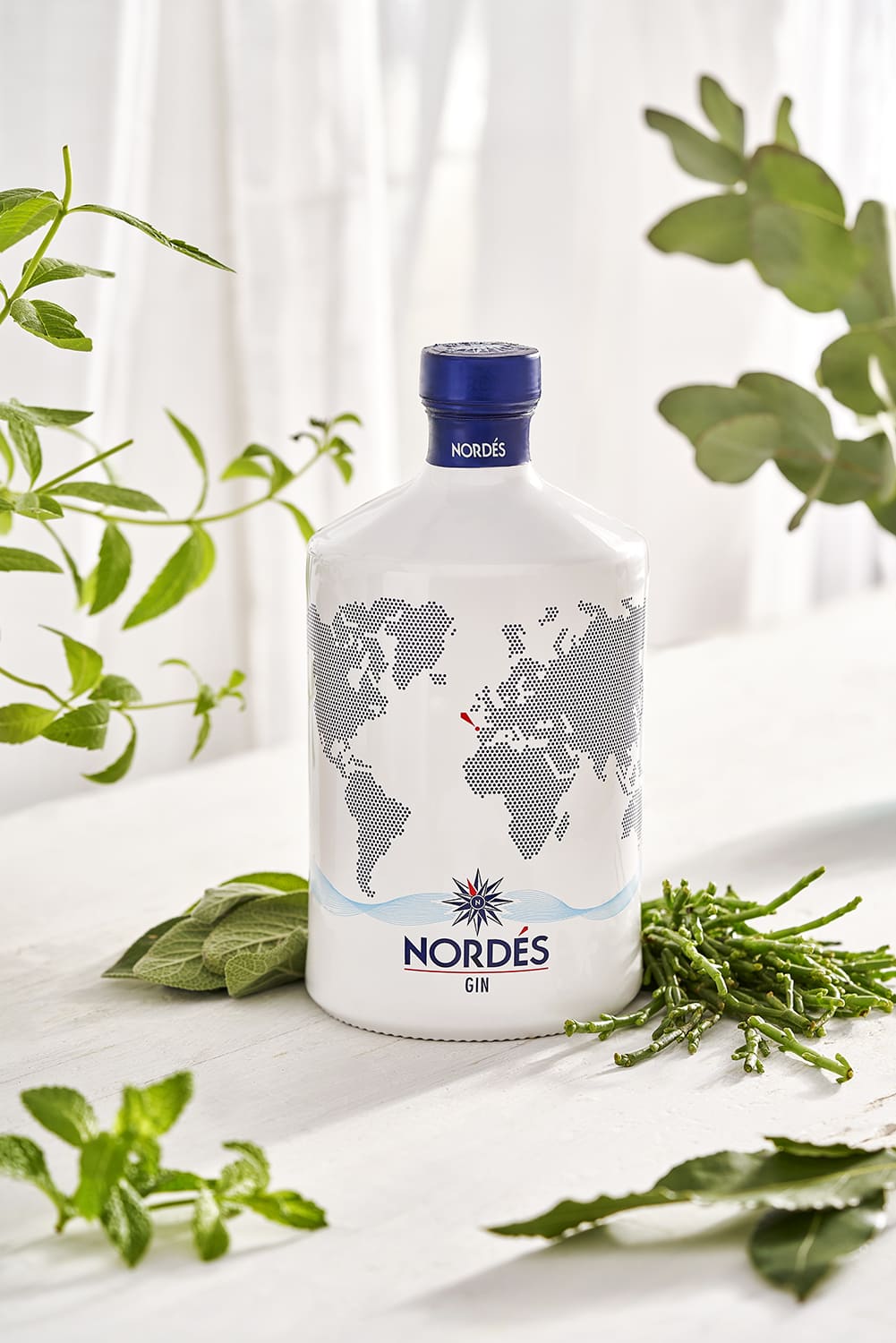 独占 まるで 飲む香水 スペイン Nordes Gin ノルデス ジン 飲食店 販売店 向け予約開始 株式会社エムエスエンタープライズのプレスリリース