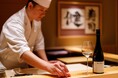 注目の名店「寿司 健」×ラグジュアリー日本酒「MINAKI」が唯一無二のペアリングによって特別な食体験を提供