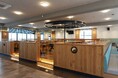 横浜創学館高等学校の食堂を、学校の「顔」となるシンボル施設へ