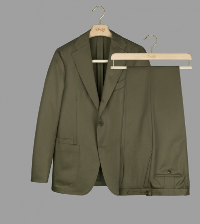 Drake’s with VBC Olive Wool Covert Suit ￥189,000+TAX