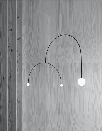 MICHAEL ANASTASSIADES「Mobile Chandelier 9」