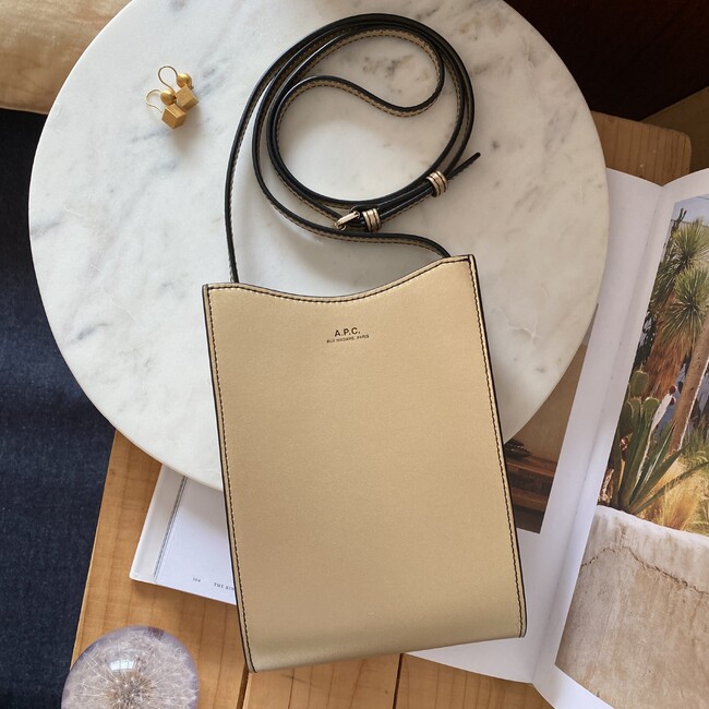 ジェイミー ネックポーチ 42,900円