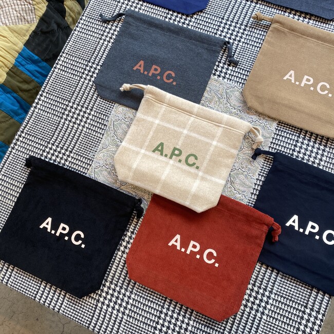 税込み33,000円以上の雑貨の購入でファブリックポーチをプレゼント