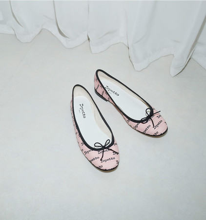 Cendrillon Ballerinas (Noir Icon) ￥71,500 ※8月上旬発売予定